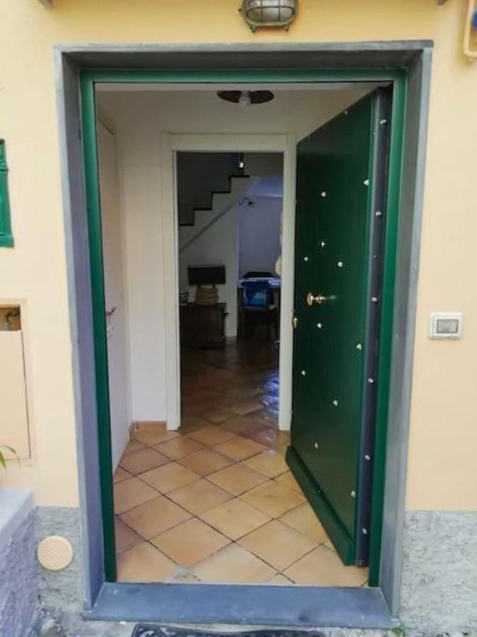 Casa Sulla Spiaggia Di Boccadasse Genua Zewnętrze zdjęcie